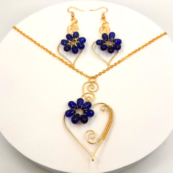 Set colier si cercei handmade Flower Heart - imagine 2